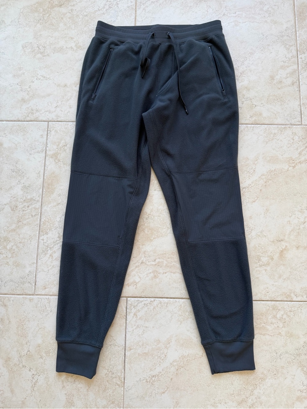 ALO YOGA Gray Polar Fleece Jogger Pants